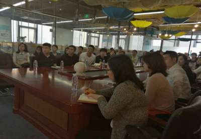 我校創新創業沙龍系列活動火熱開展